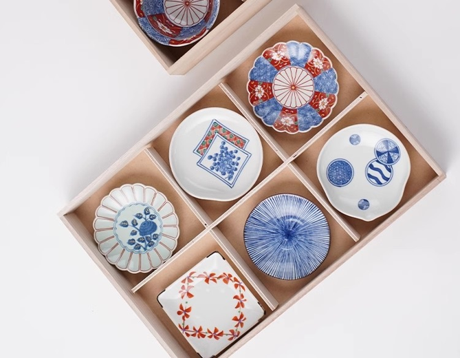 2023406set Ran Jin Xing Bian Small Plate 6Pcs/Unit With Gift Box